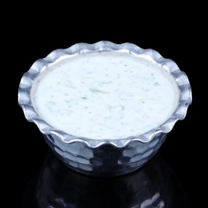 ماست خیار آویشن